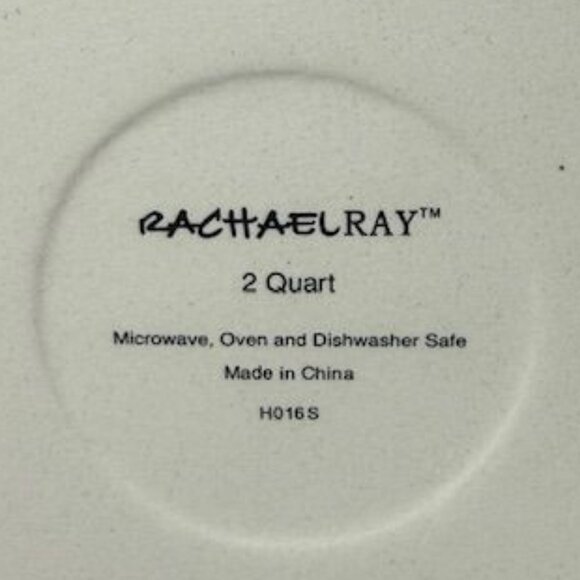 NWOT Rachael Ray Yellow 2qt Oval Handled Baking Dish with Lid - Picture 9 of 11